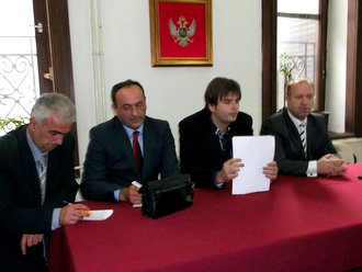 Rozaje-Azemovic-Tribina